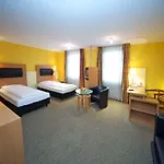 Attimo 3 Sterne Superior מלון 3*