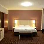 Hotel Attimo 3 Sterne Superior