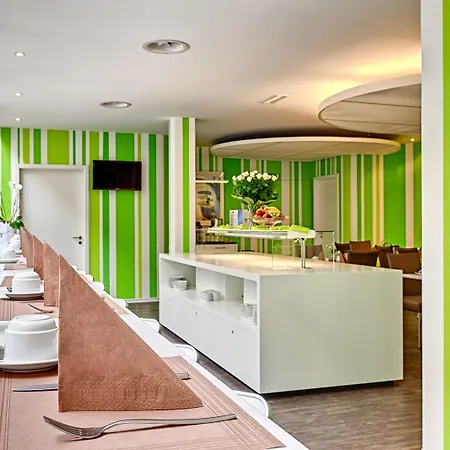 Attimo Stuttgart***s