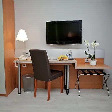 Attimo Stuttgart***s 3*