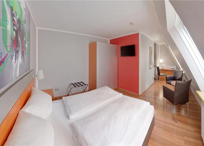 Attimo Stuttgart***s 3*