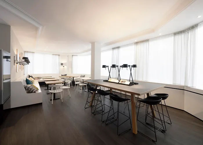 阿提莫斯图加特*** S酒店