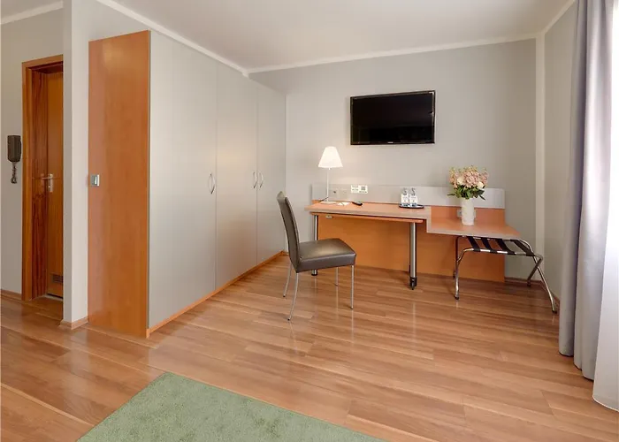 阿提莫斯图加特*** S酒店 斯图加特