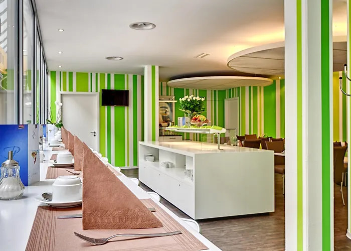 阿提莫斯图加特*** S酒店